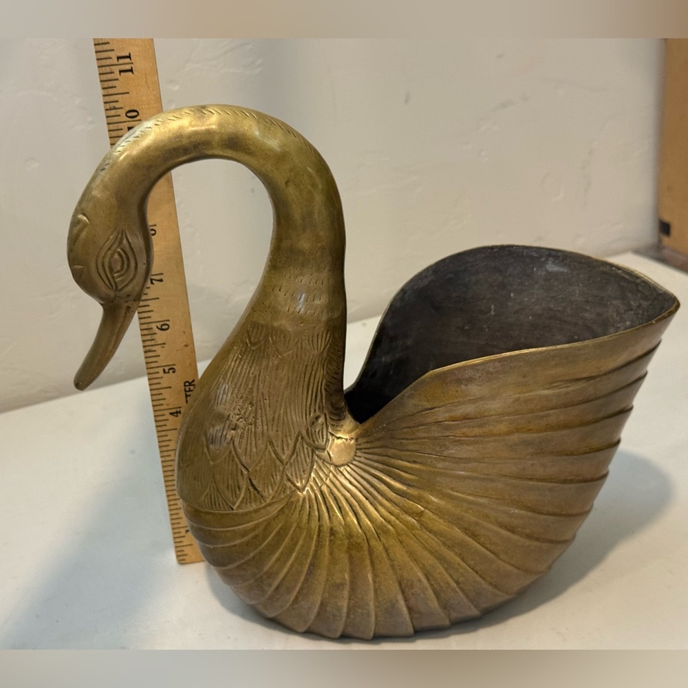 Vintage Solid Brass 10 inch Swan Showpiece Planter natural patina - Picture 8 of 12